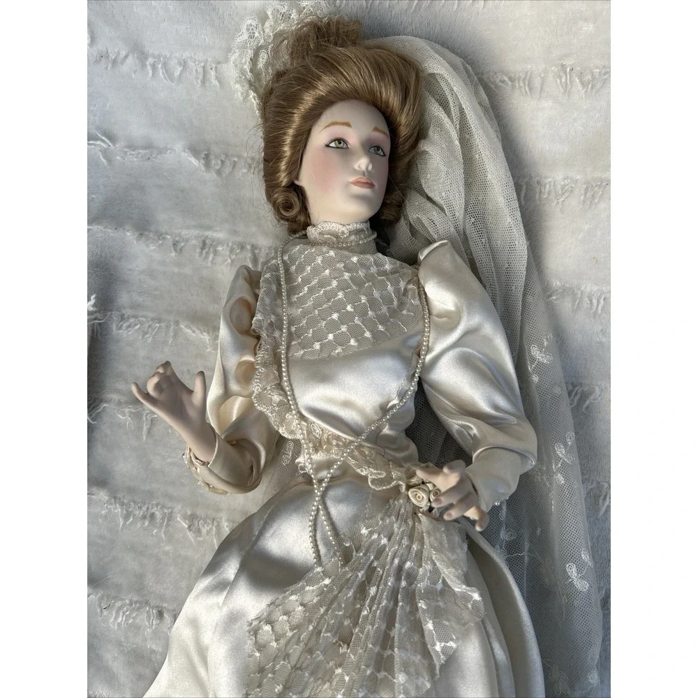 Porcelain Bride Doll 18